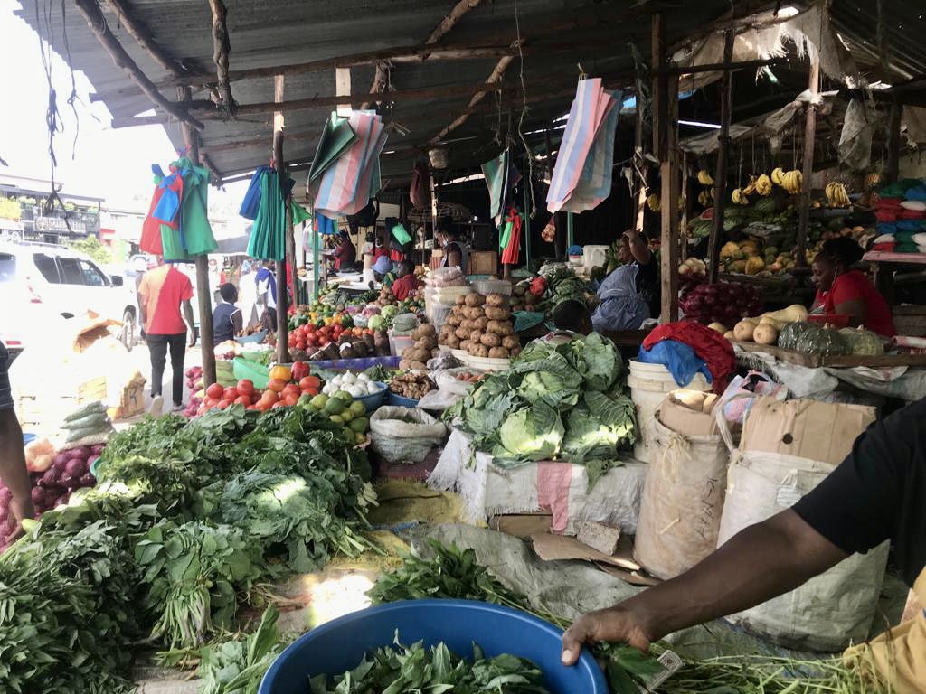 Vegetables and fruit markets. Photo Credit: Engage Salone.